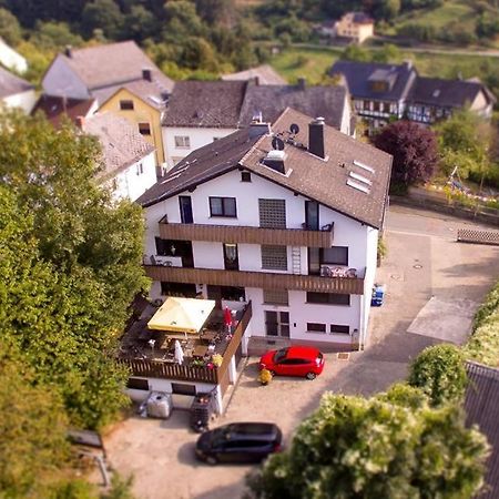 Zum Lahnfelsen Hotel Gräveneck Exterior foto